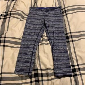 Lulu lemon crop leggings.